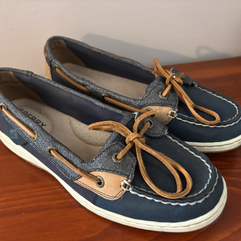 Sperry Women's Blue and Tan Topsider Boat Shoes